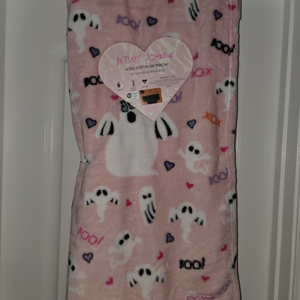Betsey Johnson Pink Ghost Blanket